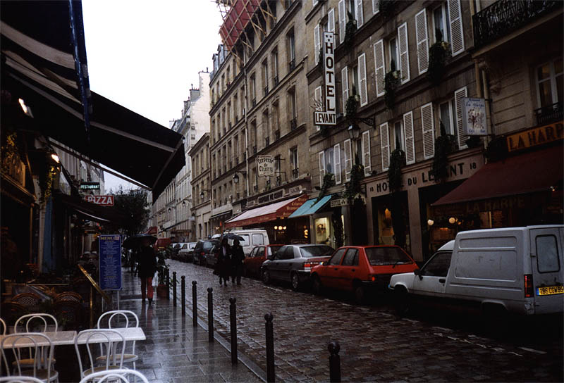 paris-streets1-19-21March-2001