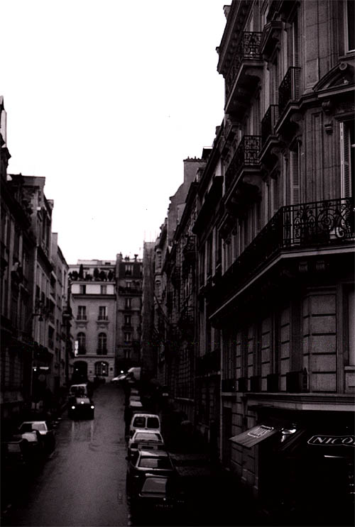 paris-streets7-19-21March-2001